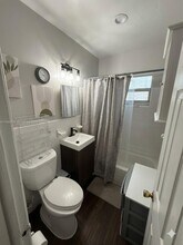 730 NW 4th Ave in Fort Lauderdale, FL - Foto de edificio - Building Photo