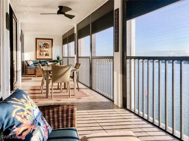 property at 2400 Gulf Shore Blvd N