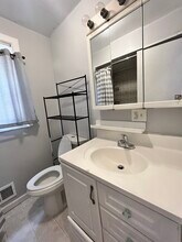 50 Gates Ave, Unit 2 in Jersey City, NJ - Foto de edificio - Building Photo