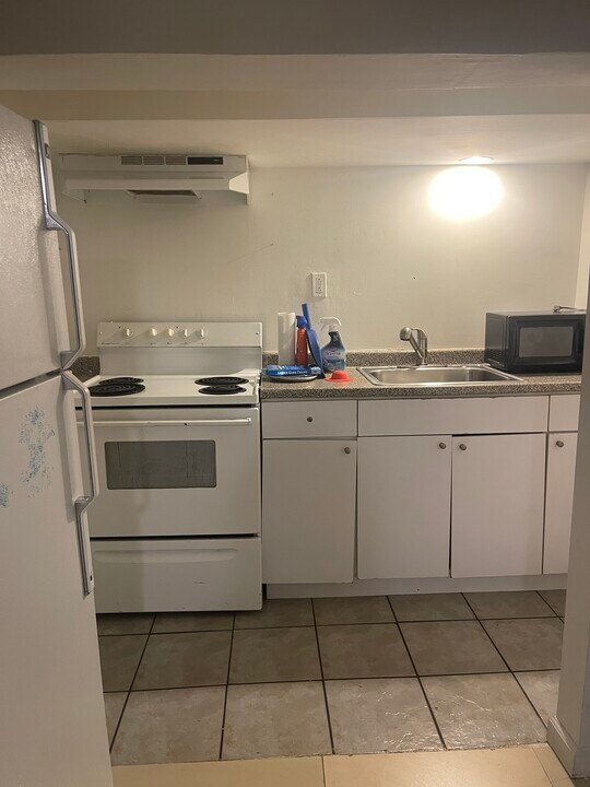 6222 Frankford Ave in Philadelphia, PA - Building Photo