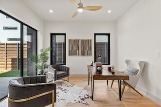 7718 Roper St in Dallas, TX - Building Photo - Building Photo