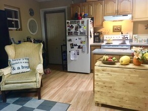 1560 Detroit St, Unit C in Denver, CO - Building Photo - Building Photo