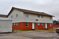 Hillcrest Apartments in Oklahoma City, OK - Foto de edificio - Building Photo