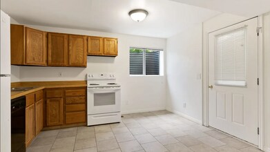 423 E 2100 N in Provo, UT - Building Photo - Building Photo