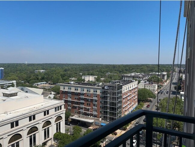 121 N Monroe St in Tallahassee, FL - Building Photo - Building Photo