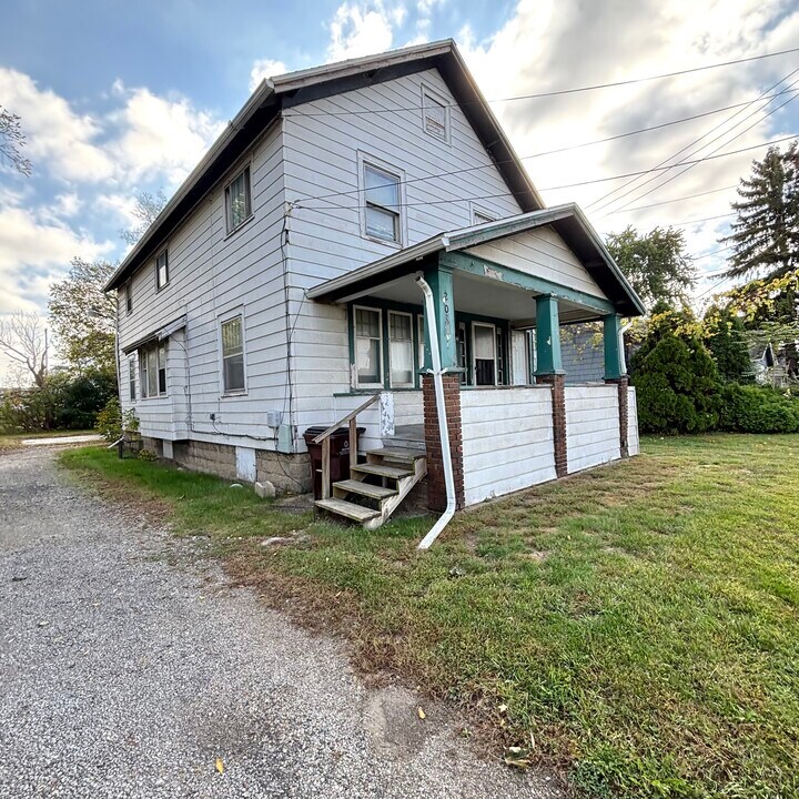 203 S Homer St, Unit B in Lansing, MI - Foto de edificio