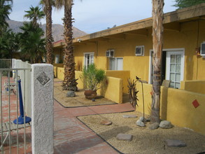 1745 E Arenas Rd in Palm Springs, CA - Building Photo - Other