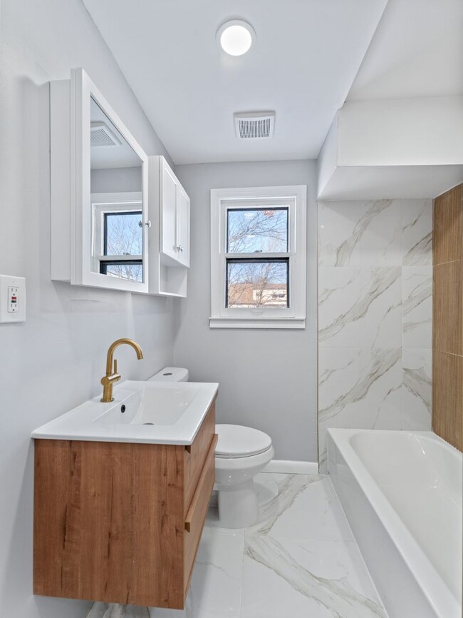 326 Driscoll Ave in Woodbury, NJ - Building Photo - Building Photo