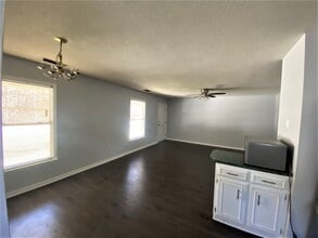 205 Courtney Way in Statesboro, GA - Building Photo - Building Photo