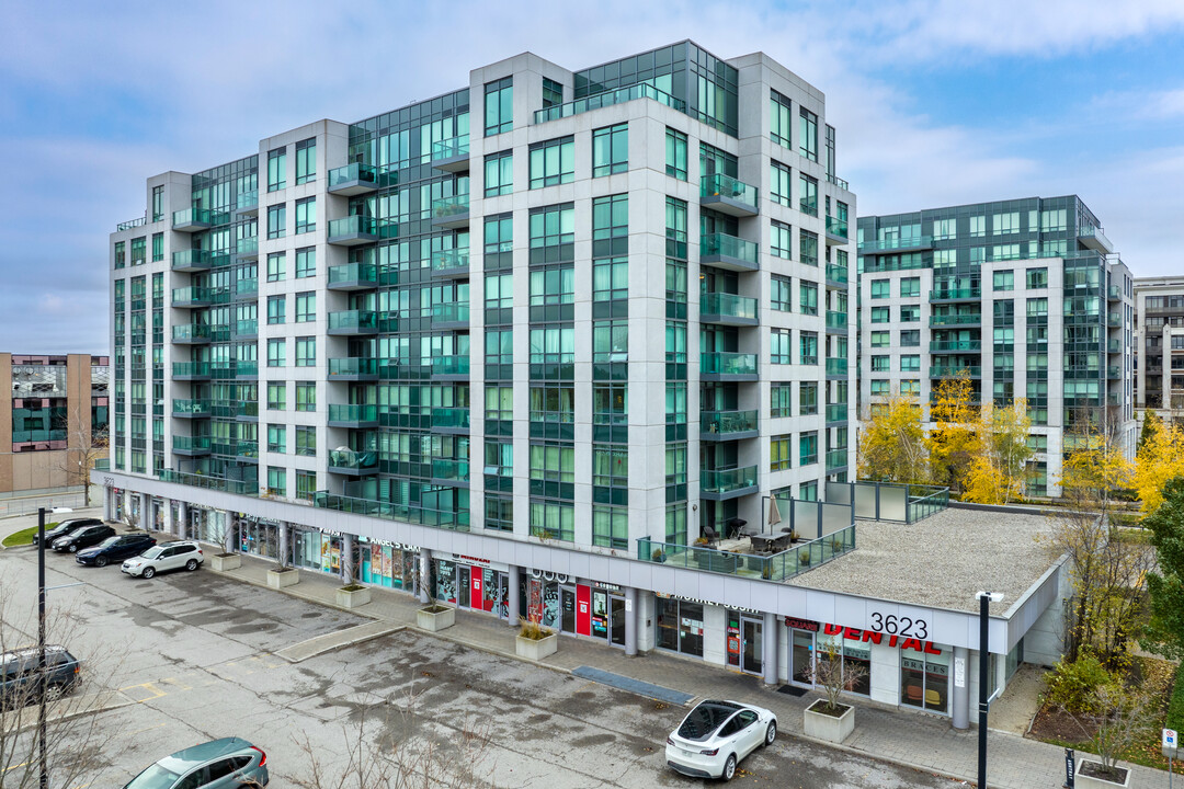 Majestic Court Condominiums in Markham, ON - Building Photo