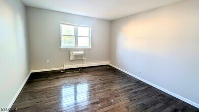 2467 NJ-10 in Morris Plains, NJ - Building Photo - Building Photo