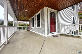 8 Woodside Ave in Seymour, CT - Building Photo - Building Photo