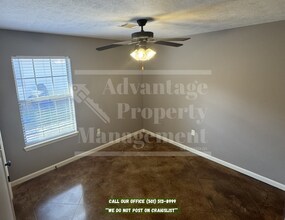 2145 Rosemary Dr in Conway, AR - Building Photo - Building Photo