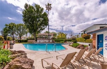31555 Lindero Canyon Rd, Unit 14 in Westlake Village, CA - Building Photo - Building Photo