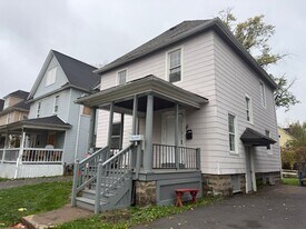 69 Kingston St in Rochester, NY - Building Photo