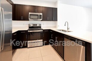 6349 Fairmont Ln in Palmetto, FL - Building Photo