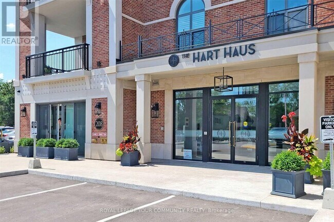208 Main St Unionville in Markham, ON - Building Photo - Building Photo