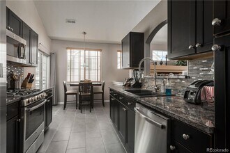 22685 E Ontario Dr in Aurora, CO - Building Photo - Building Photo