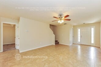 15502 Tanagerpark Way in Lithia, FL - Building Photo - Building Photo