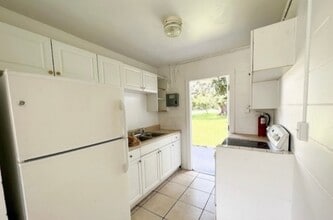 3100 Orange Center Blvd in Orlando, FL - Building Photo - Building Photo