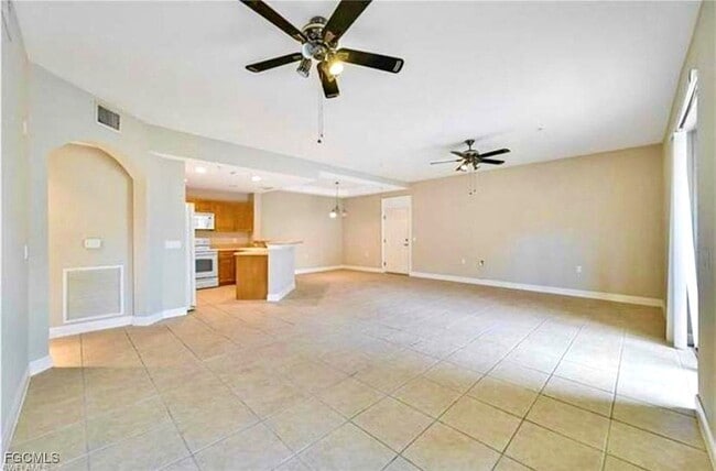 3952 Pomodoro Cir in Cape Coral, FL - Building Photo - Building Photo