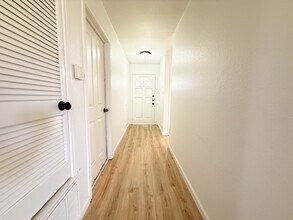 2104 Balsam Way in Round Rock, TX - Building Photo - Building Photo