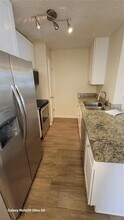 640 Golden Raintree Pl in Brandon, FL - Building Photo - Building Photo