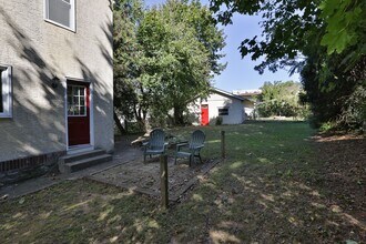 118 W 7th Ave in Conshohocken, PA - Foto de edificio - Building Photo