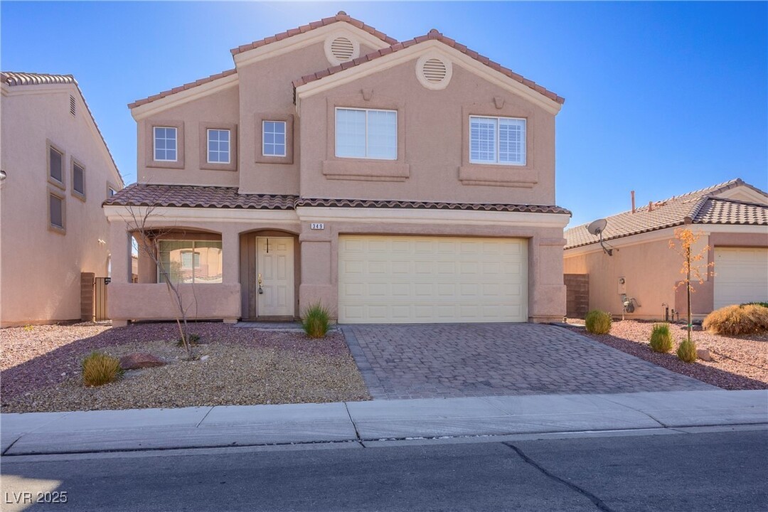 349 Colorful Rain Ave in North Las Vegas, NV - Building Photo