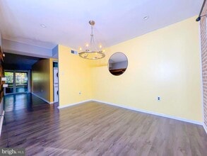 5239 W Running Brook Rd-Unit -302 in Columbia, MD - Building Photo - Building Photo