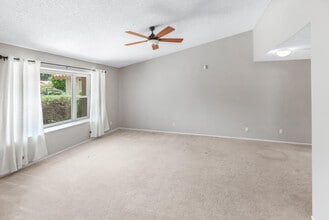 76612 Florida Ave in Palm Desert, CA - Building Photo - Building Photo