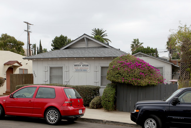 West Star Apartments in San Diego, CA - Building Photo - Building Photo