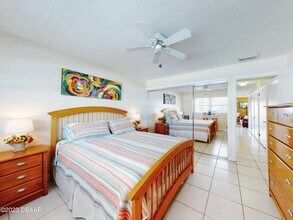 3615 S Atlantic Ave in Daytona Beach Shores, FL - Building Photo - Building Photo