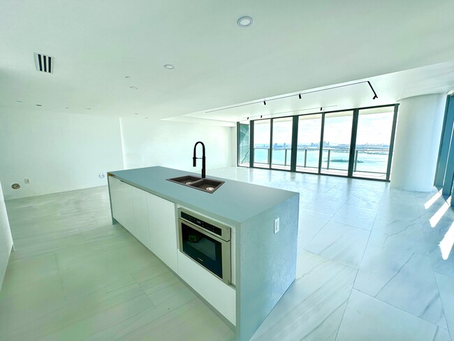 property at 650 NE 32nd St