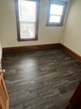 5627 W Burnham St in West Allis, WI - Building Photo - Building Photo