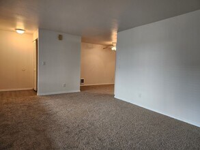 9717 Danwood Ln NW in Silverdale, WA - Building Photo - Building Photo