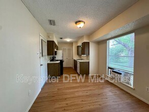 338 Beatty Dr in Grand Prairie, TX - Building Photo - Building Photo