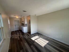 2204 W Pine St in Orlando, FL - Building Photo - Building Photo