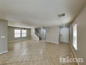 11751 Village Arbor St in Las Vegas, NV - Foto de edificio - Building Photo