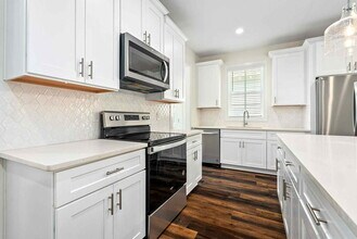854 Village Dr in Opelika, AL - Building Photo - Building Photo