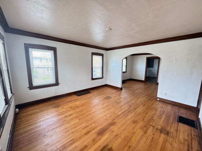 property at 1712 Eastern Ave SE