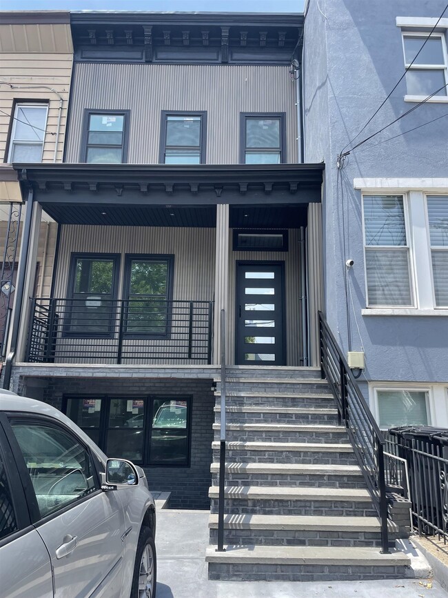 property at 331.5 Webster Ave