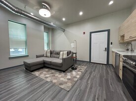 50 E Utica St in Buffalo, NY - Building Photo