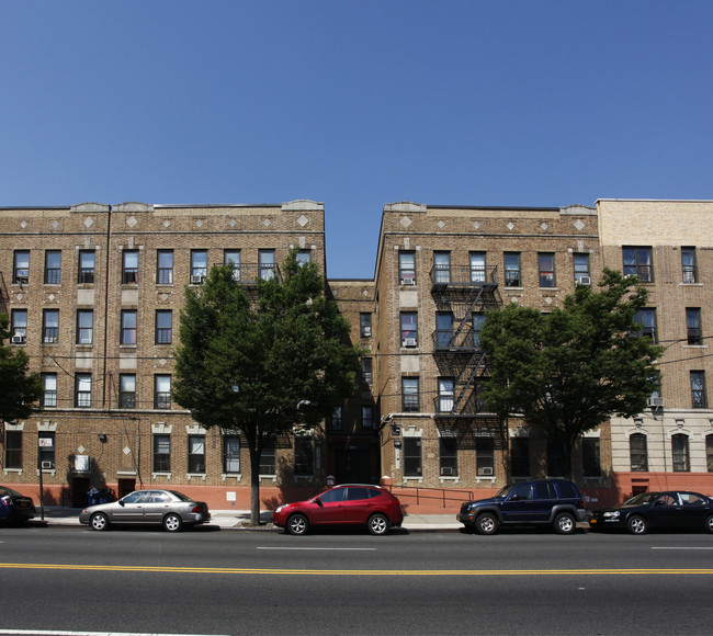 Penn Gardens in Brooklyn, NY - Building Photo - Building Photo