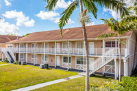 Wellington Manor Apartments in Miami, FL - Foto de edificio - Building Photo