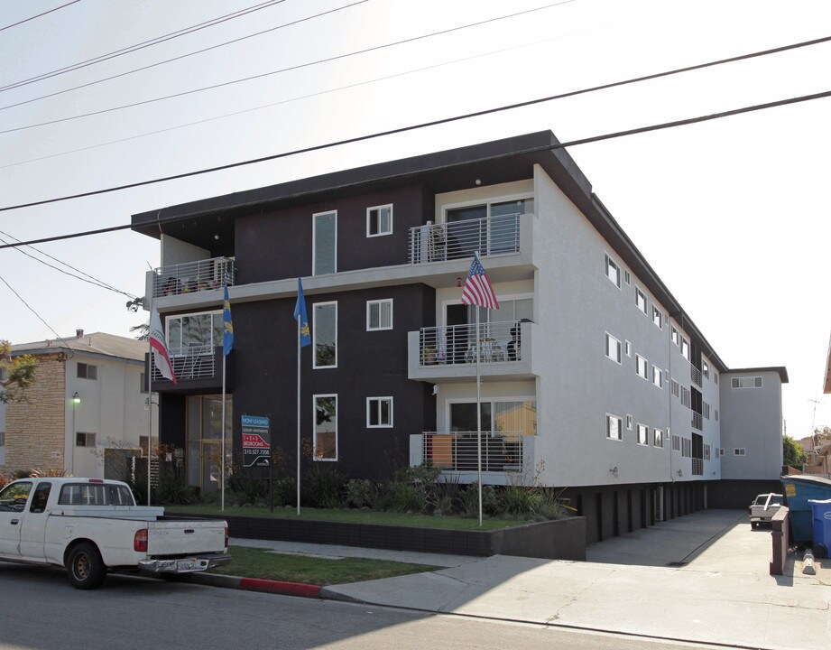 Yukon Towers in Torrance, CA - Foto de edificio