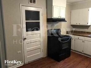 16784 Bulger Ave in Hazel Crest, IL - Foto de edificio - Building Photo