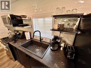 600 Park St W in Windsor, ON - Foto de edificio - Building Photo