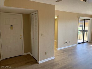 6142 Whiskey Creek Dr in Ft. Myers, FL - Building Photo - Building Photo