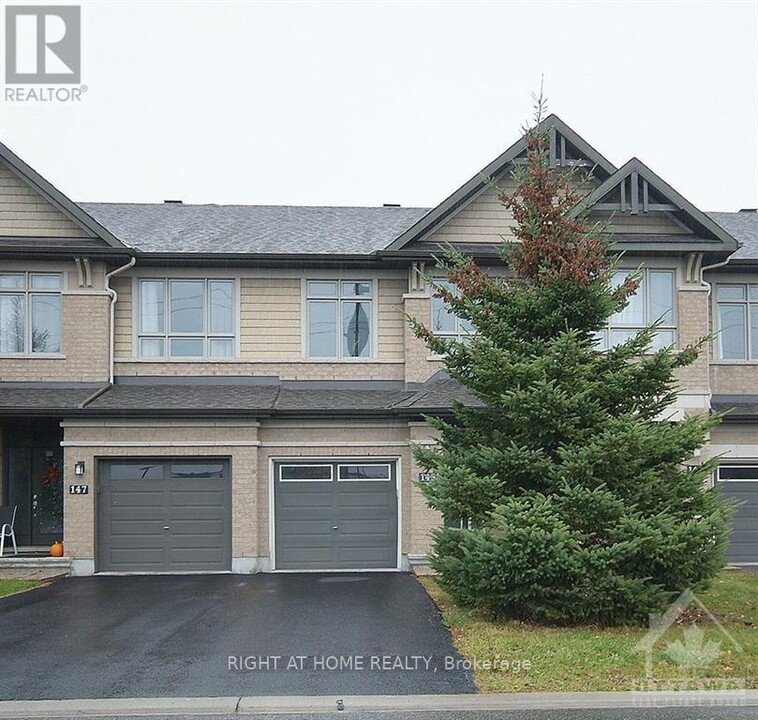 145 Popplewell Crescent in Ottawa, ON - Building Photo